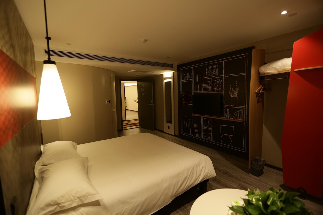 Hotel Ibis Chengdu West Jingcui Road Extérieur photo